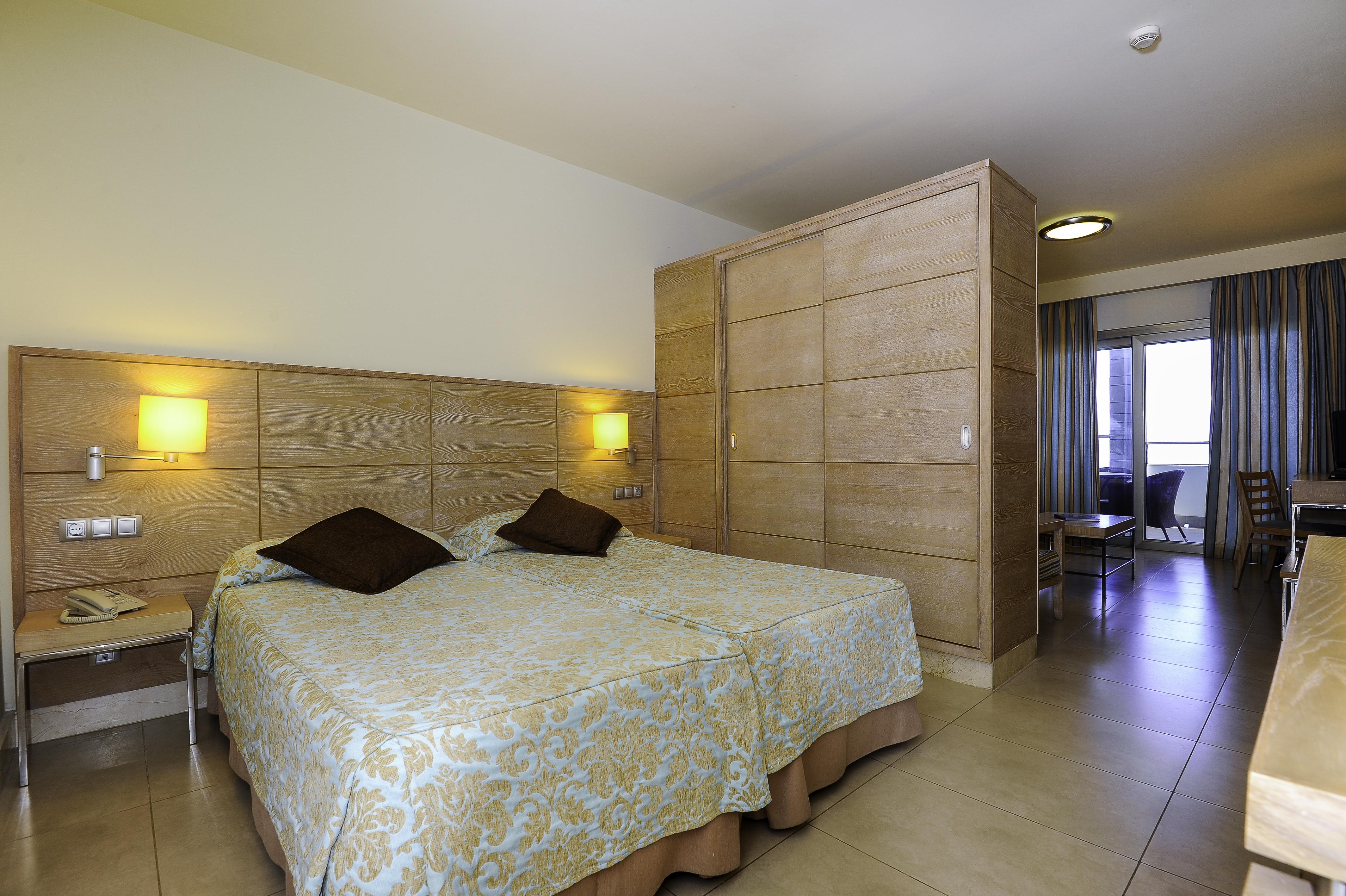 אל מדאנו Kn Hotel Arenas Del Mar Adults Only מראה חיצוני תמונה