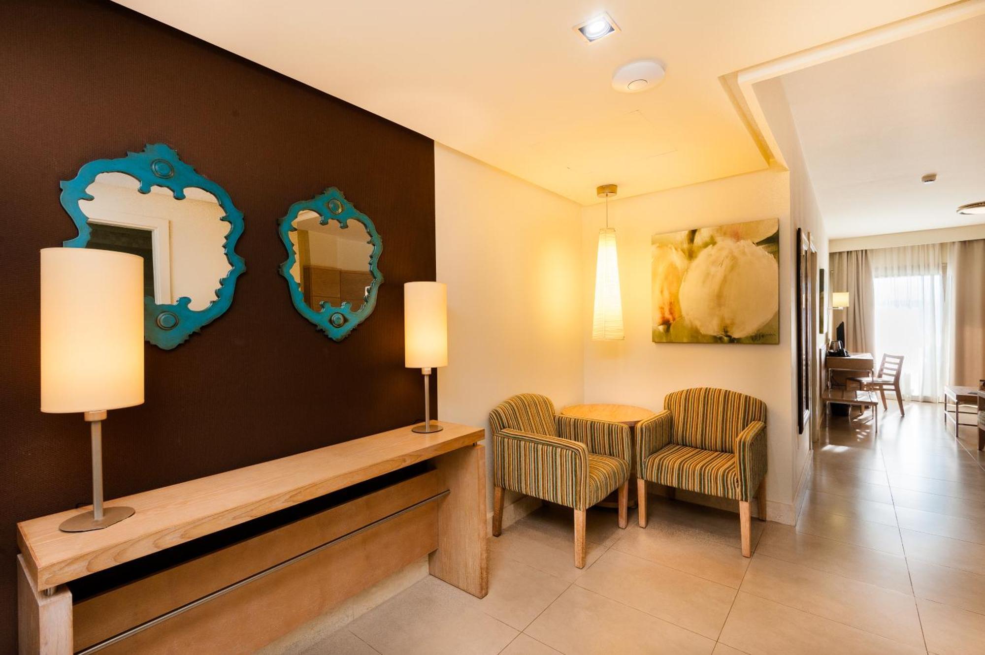 אל מדאנו Kn Hotel Arenas Del Mar Adults Only מראה חיצוני תמונה