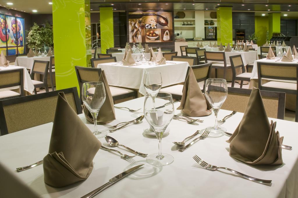 אל מדאנו Kn Hotel Arenas Del Mar Adults Only מראה חיצוני תמונה